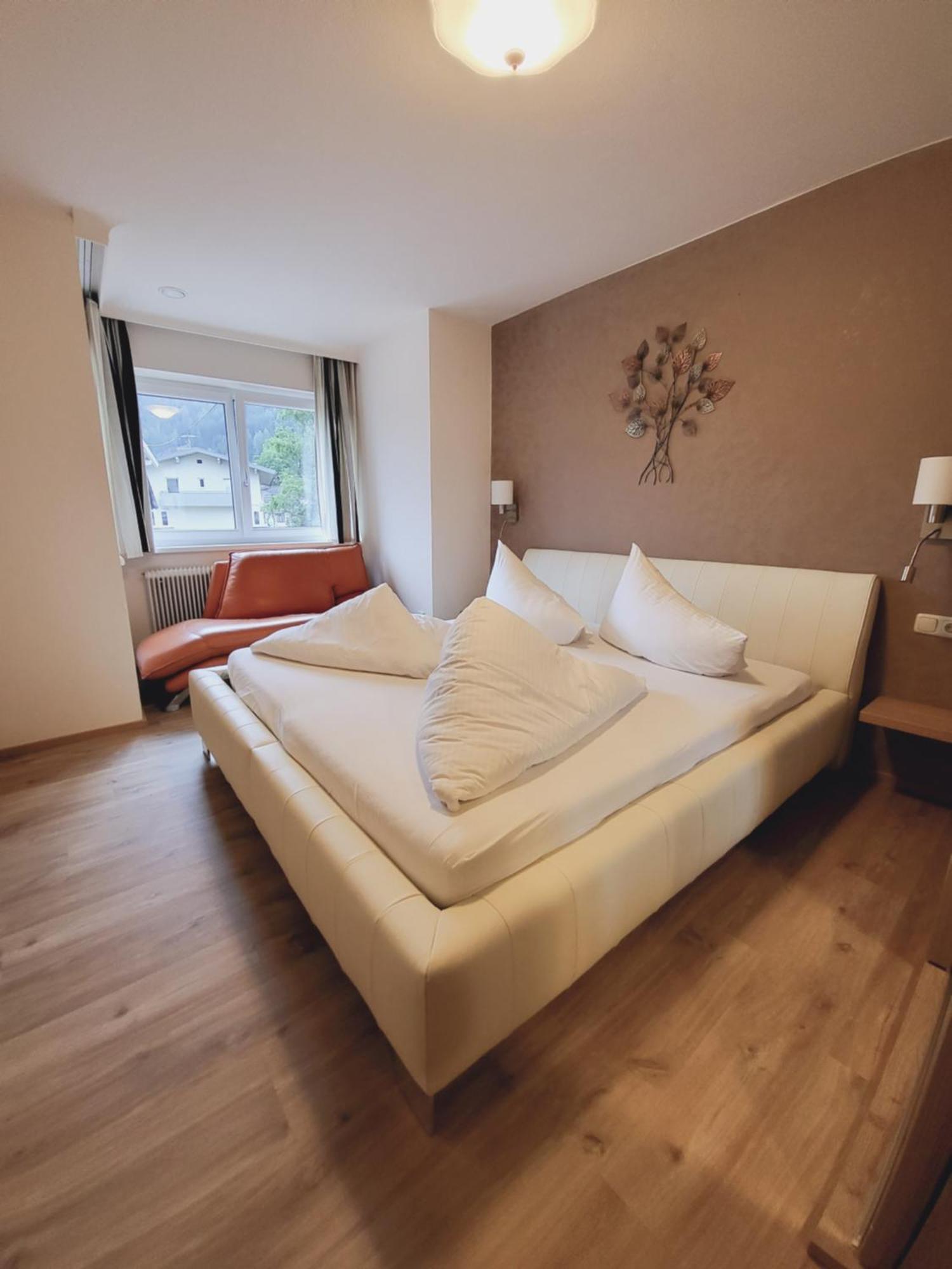 Adler Hotel-Pension ฟูลป์เมส ภายนอก รูปภาพ