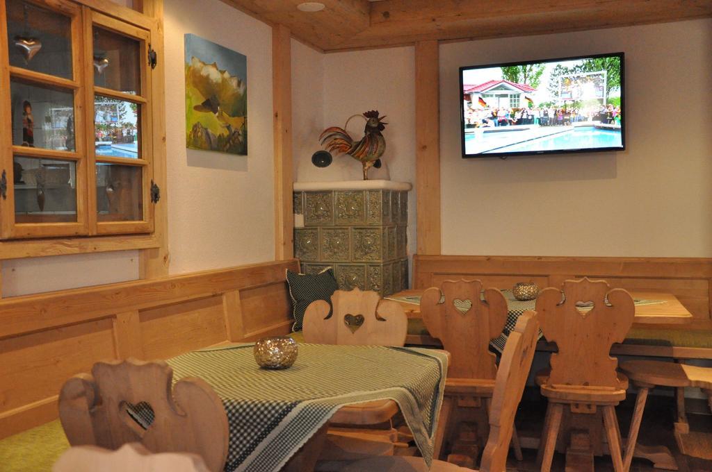 Adler Hotel-Pension ฟูลป์เมส ภายนอก รูปภาพ